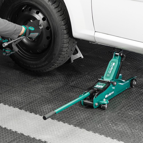 Домкрат гидравлический подкатной, 2 т, 85-330 мм, низкий подхват, в пласт. кейсе Сибртех по ценам производителя в Санкт-Петербурге с доставкой по всей России