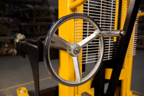 Штабелер-бочкокантователь гидравлический 0,5 т 2,5 м TOR WDS500-2500 по ценам производителя в Санкт-Петербурге с доставкой по всей России