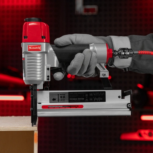 Нейлер-степлер пневматический 2 в 1, с регулировкой глубины забивания, гвозди 18GA, скобы 18GA Matrix купить в Москве с доставкой по всей России | ProtosMarket.ru