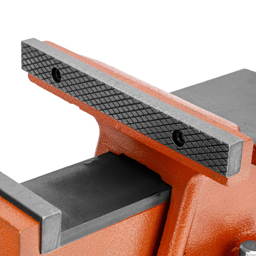 Тиски слесарные, 200 мм, поворотные, с наковальней Sparta купить в Москве с доставкой по всей России | ProtosMarket.ru