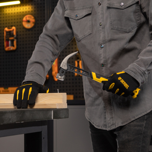 Молоток-гвоздодер 450 г, цельнокованый,боек с магнитом, двухкомп. обрезин. рук-ка Denzel купить в Москве с доставкой по всей России | ProtosMarket.ru