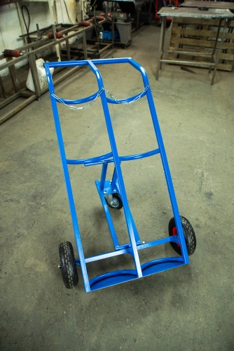 Тележка для газовых баллонов TOR ГБ-2, 2 баллона (250 пневмо колеса + 160 поворотное) по ценам производителя в Санкт-Петербурге с доставкой по всей России