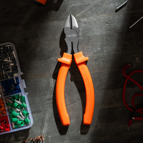 Бокорезы Classic, 160 мм, шлифованные, пластмассовые рукоятки Sparta по ценам производителя в Санкт-Петербурге с доставкой по всей России