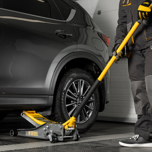 Домкрат гидравлический подкатной, 3 т, 75-500 мм, быстрый подъем, низкий подхват, проф. Denzel по ценам производителя в Санкт-Петербурге с доставкой по всей России