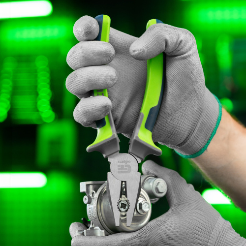 Плоскогубцы комбинированные, 200 мм, фосфатирование, трехкомпонентные рукоятки Сибртех купить в Москве с доставкой по всей России | ProtosMarket.ru