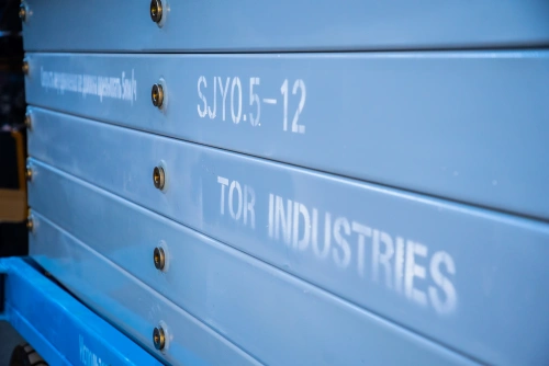 Подъемник ножничный передвижной 500 кг 12/14 м TOR SJY-0,5-12 DC аккумуляторный купить в Москве с доставкой по всей России | ProtosMarket.ru