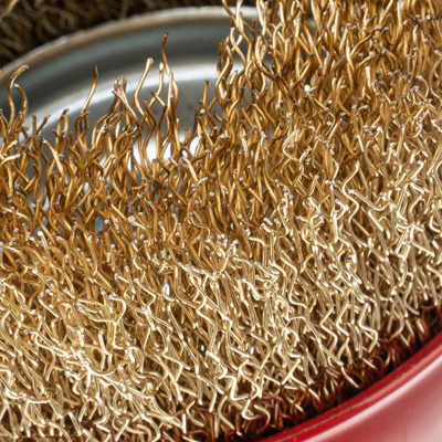 Щетка для УШМ, 75 мм, М14, "чашка", латунированная витая проволока Matrix по ценам производителя в Санкт-Петербурге с доставкой по всей России