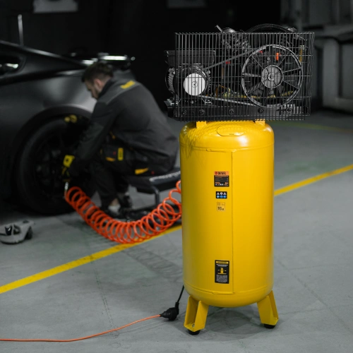 Компрессор воздушный BCV2200/100V, ременный привод , 2.3 кВт, 100 литров, 440 л/мин Denzel по ценам производителя в Санкт-Петербурге с доставкой по всей России