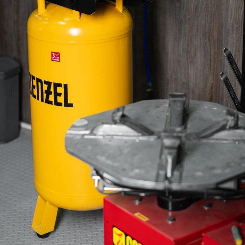 Компрессор воздушный BCV2200/100V, ременный привод , 2.3 кВт, 100 литров, 440 л/мин Denzel по ценам производителя в Санкт-Петербурге с доставкой по всей России