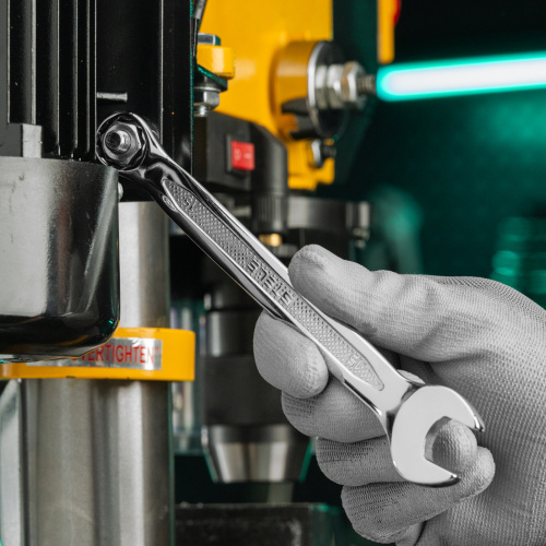 Ключ комбинированный, 15 мм, CrV, антислип Stels по ценам производителя в Санкт-Петербурге с доставкой по всей России