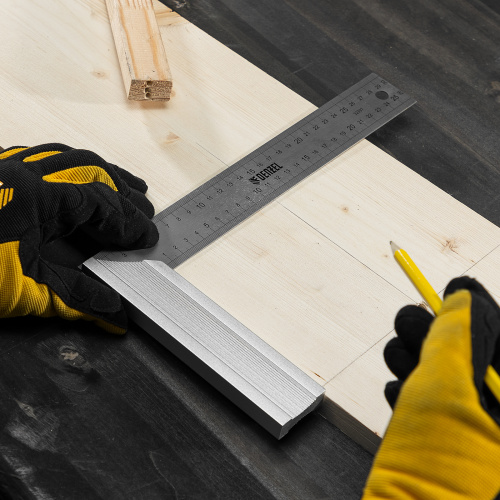 Угольник стальной 300 мм, нержавеющая сталь, градуировка, алюминиевое основание Denzel по ценам производителя в Санкт-Петербурге с доставкой по всей России