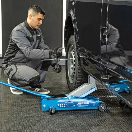 Домкрат гидравлический подкатной, высокий подъем, 3т, SUV, 190-535 мм Stels по ценам производителя в Санкт-Петербурге с доставкой по всей России