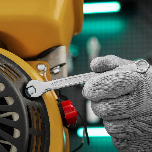 Ключ комбинированный, 8 мм, CrV, антислип Stels по ценам производителя в Санкт-Петербурге с доставкой по всей России