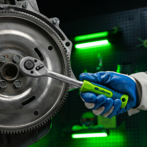 Набор инструментов, 1/2", пластиковый кейс, 32 предмета// Сибртех купить в Москве с доставкой по всей России | ProtosMarket.ru