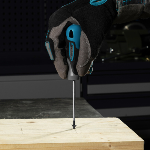 Отвертка PZ0 x 75 мм, S2, трехкомпонентная ручка Gross по ценам производителя в Санкт-Петербурге с доставкой по всей России