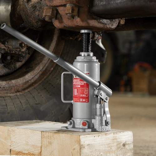 Домкрат гидравлический бутылочный, 10 т, высота подъема 230-460 мм Matrix по ценам производителя в Санкт-Петербурге с доставкой по всей России