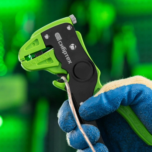 Щипцы для зачистки электропроводов, сечением: 0.2-3.5 мм2, функция обрезания проводов Сибртех купить в Москве с доставкой по всей России | ProtosMarket.ru