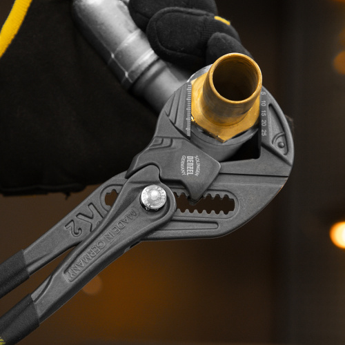 Клещи переставные, кнопочный механизм, обливные рукоятки, сантехнические, 250 мм Denzel купить в Москве с доставкой по всей России | ProtosMarket.ru