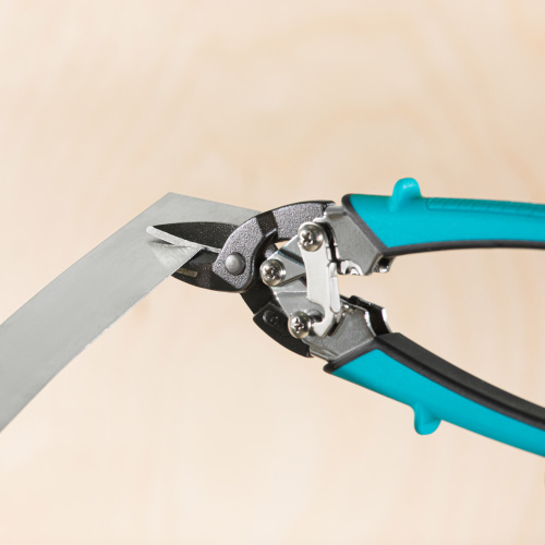 Ножницы по металлу "Piranha", 190 мм, прямой рез, сталь СrM, двухкомпонентные рукоятки Gross по ценам производителя в Санкт-Петербурге с доставкой по всей России