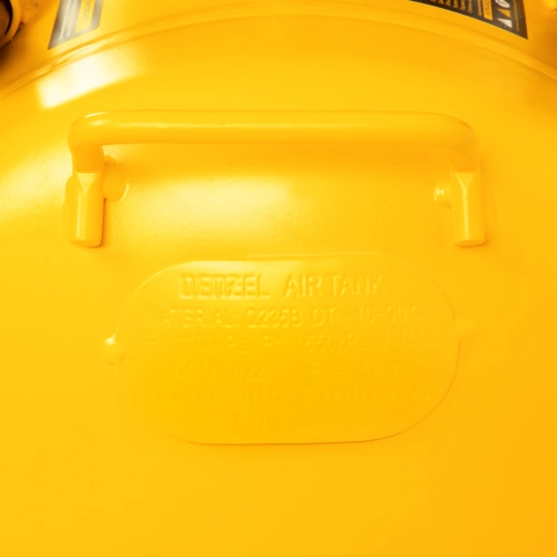 Компрессор безмасляный, малошумный DLS 1800/100,1800 Вт, 3x600, 100 л, 345 л/мин Denzel по ценам производителя в Санкт-Петербурге с доставкой по всей России