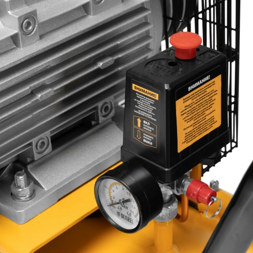 Компрессор воздушный рем. привод BCV 4000-T/100, 4,0 кВт, 100 литров, 690 л/мин Denzel по ценам производителя в Санкт-Петербурге с доставкой по всей России