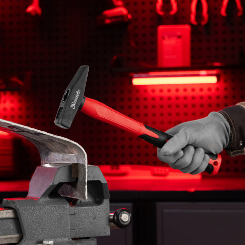 Молоток слесарный optimal, 400 г, фибергласовая обрезиненная рукоятка, квадратный боек Matrix купить в Москве с доставкой по всей России | ProtosMarket.ru