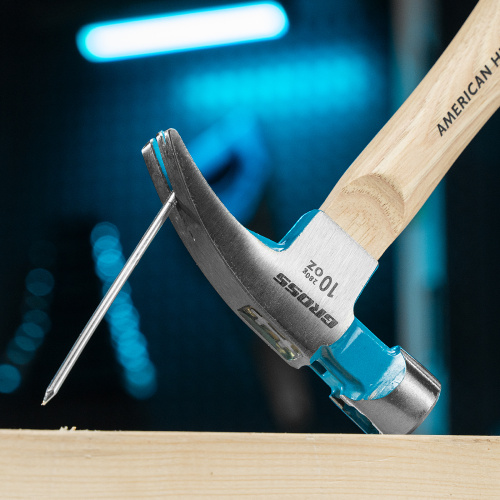 Молоток-гвоздодер, 280 г, угол 75, магнит, обрезиненная рукоятка American hickory GROSS купить в Москве с доставкой по всей России | ProtosMarket.ru