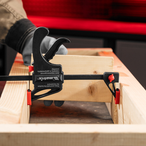 Струбцина универсальная F-образная, 150 х 265 х 45 мм, пластмассовый корпус Matrix купить в Москве с доставкой по всей России | ProtosMarket.ru