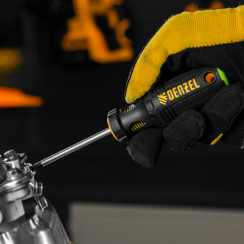 Отвертка PZ1x75 мм, CrV, трехкомпонентная рукоятка Denzel по ценам производителя в Санкт-Петербурге с доставкой по всей России