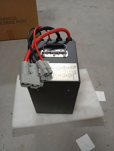 Аккумулятор литий-ионный (Li-ion) 24В/60АЧ 260х170х750 для штабелёров CDD-WS/CDJ-WSL по ценам производителя в Санкт-Петербурге с доставкой по всей России