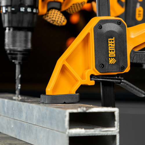 Струбцина F-образная, быстрозажимная, 300 х 80 мм, усиленный нейлоновый корпус Denzel купить в Москве с доставкой по всей России | ProtosMarket.ru