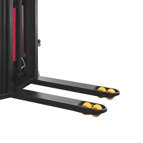 Самоходный штабелер PROLIFT SDK 1545 li-ion по ценам производителя в Санкт-Петербурге с доставкой по всей России