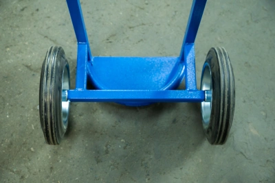 Тележка для газовых баллонов TOR ГБ-1, 1 баллон (литые колеса 250мм) по ценам производителя в Санкт-Петербурге с доставкой по всей России