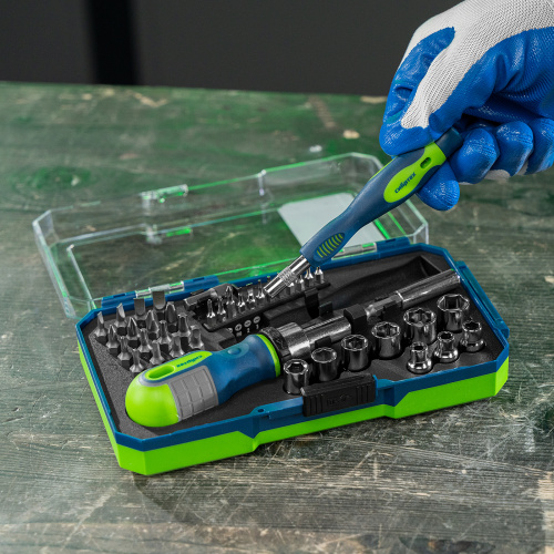 Отвертки реверсивные с набором бит и торцевыми головками, 41 шт, CrV Сибртех купить в Москве с доставкой по всей России | ProtosMarket.ru