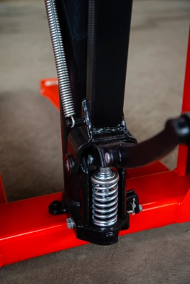 Штабелер гидравлический 2,0 т 1,6 м TOR CTY-E с раздвижными вилами по ценам производителя в Санкт-Петербурге с доставкой по всей России