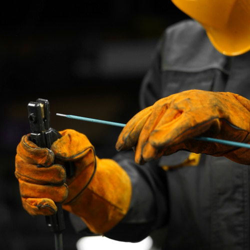 Электроды DER-3, диам. 3 мм, 2,5 кг., рутиловое покрытие Denzel по ценам производителя в Санкт-Петербурге с доставкой по всей России