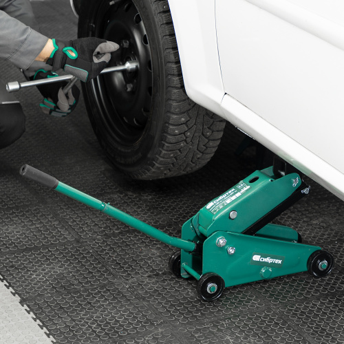 Домкрат гидравлический подкатной, 2,5 т, 148-387 мм, в пласт. кейсе Сибртех по ценам производителя в Санкт-Петербурге с доставкой по всей России