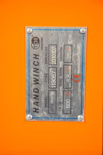 Лебедка ручная червячная с тросом  500кг 25м TOR VS по ценам производителя в Санкт-Петербурге с доставкой по всей России