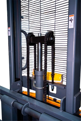 Штабелер гидравлический с электроподъемом 1,5 т 1,6 м XILIN CDD15B-E с раздвижными вилами по ценам производителя в Санкт-Петербурге с доставкой по всей России