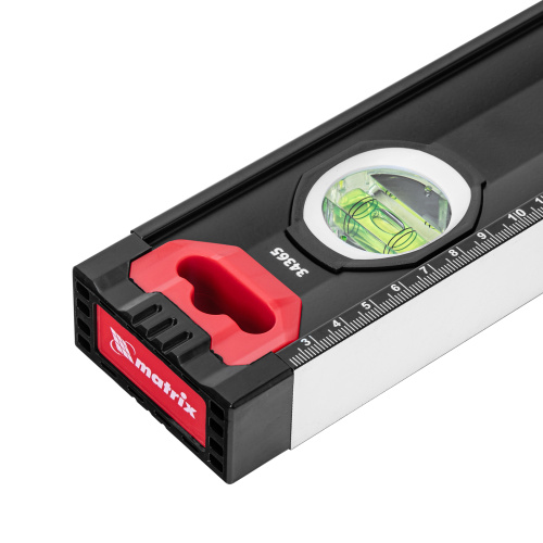 Уровень алюминиевый, усиленный, фрезерованный, 3 глазка, двухкомпонентные рукоятки, 1500 мм Matrix купить в Москве с доставкой по всей России | ProtosMarket.ru