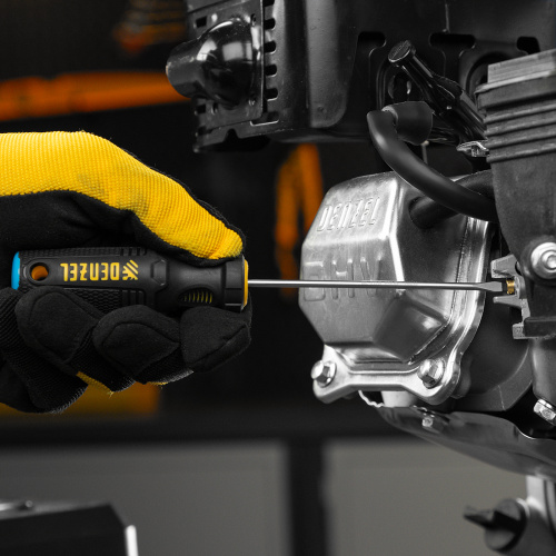 Отвертка, SL3х100 мм, S2, 3к рукоятка Denzel по ценам производителя в Санкт-Петербурге с доставкой по всей России