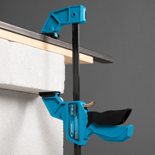 Струбцина реечная, быстрозажимная, пистолетного типа, пошаговый механизм, пластиковый корпус, 300 мм Gross купить в Москве с доставкой по всей России | ProtosMarket.ru