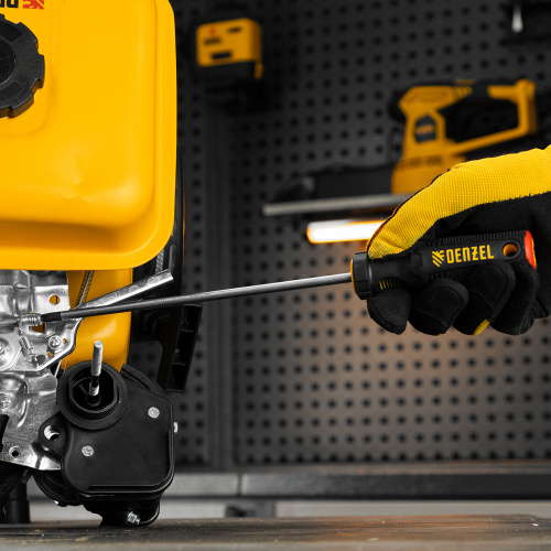 Отвертка, PH2х200 мм, S2, 3к рукоятка Denzel по ценам производителя в Санкт-Петербурге с доставкой по всей России