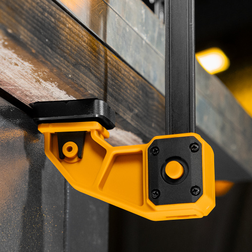 Струбцина F-образная, быстрозажимная, 450 х 80 мм, усиленный нейлоновый корпус Denzel по ценам производителя в Санкт-Петербурге с доставкой по всей России