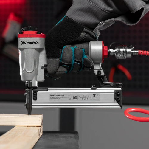 Нейлер финишный, шпилькозабивной пистолет, пневматический, гвоздь 23GA D 0.64 мм  длина 10-30 мм Matrix купить в Москве с доставкой по всей России | ProtosMarket.ru