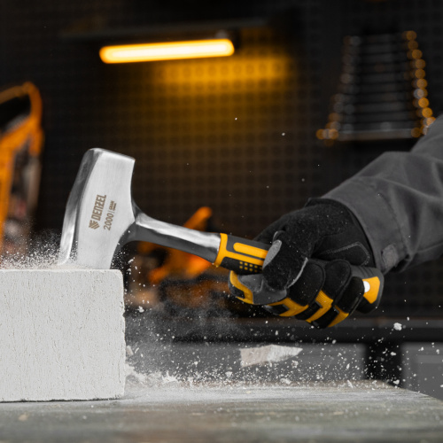 Кувалда 2 кг, цельнометаллическая, двухкомпонентная рукоятка Denzel купить в Москве с доставкой по всей России | ProtosMarket.ru