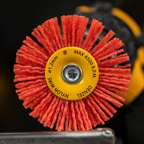 Щетка для дрели, 65 мм, Плоская, со шпилькой, нейлоновая щетина Denzel по ценам производителя в Санкт-Петербурге с доставкой по всей России