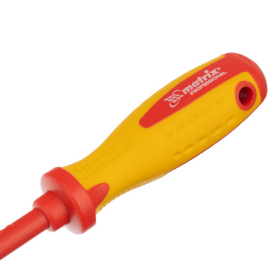 Отвертка Insulated, SL5.5 x 125 мм, CrMo, до 1000 В, двухкомпонентная рукоятка Matrix Professional купить в Москве с доставкой по всей России | ProtosMarket.ru