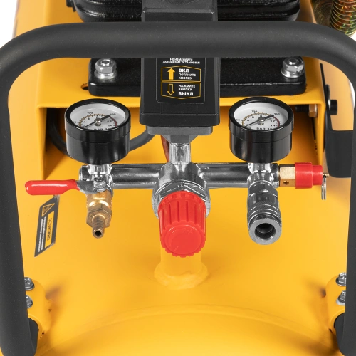 Компрессор воздушный BCW3000-T/100, ременный привод, 3.0 кВт, 100 литров, 520 л/мин Denzel по ценам производителя в Санкт-Петербурге с доставкой по всей России