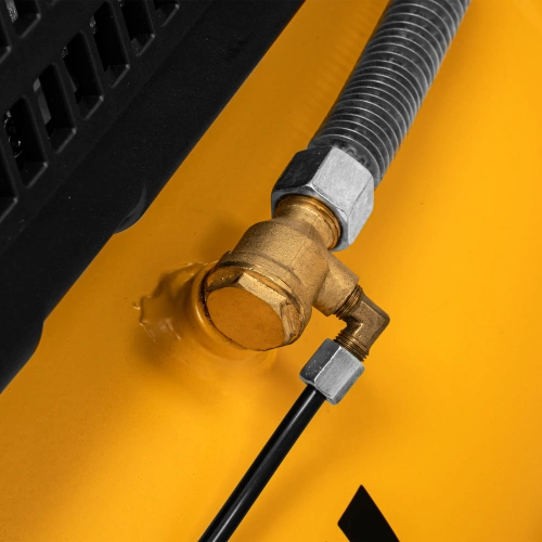 Компрессор воздушный рем. привод BCI 2200/100, 2,2 кВт, 100 литров, 420 л/мин Denzel по ценам производителя в Санкт-Петербурге с доставкой по всей России